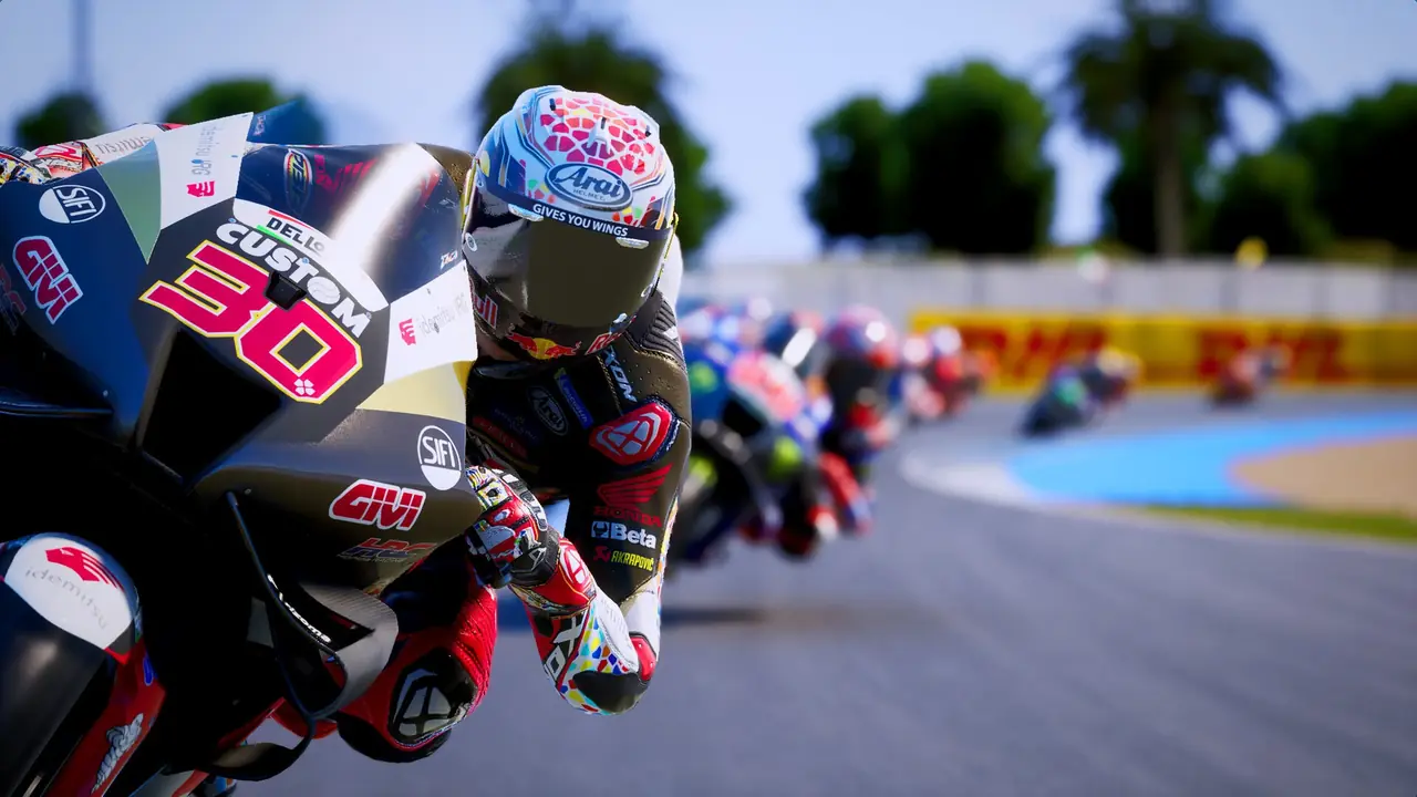 https://erysta-cdn.com/medias/motogp-23-switch-switch-game-nintendo-eshop-europe-wallpaper-2.webp